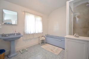 Photo 1- click for photo gallery